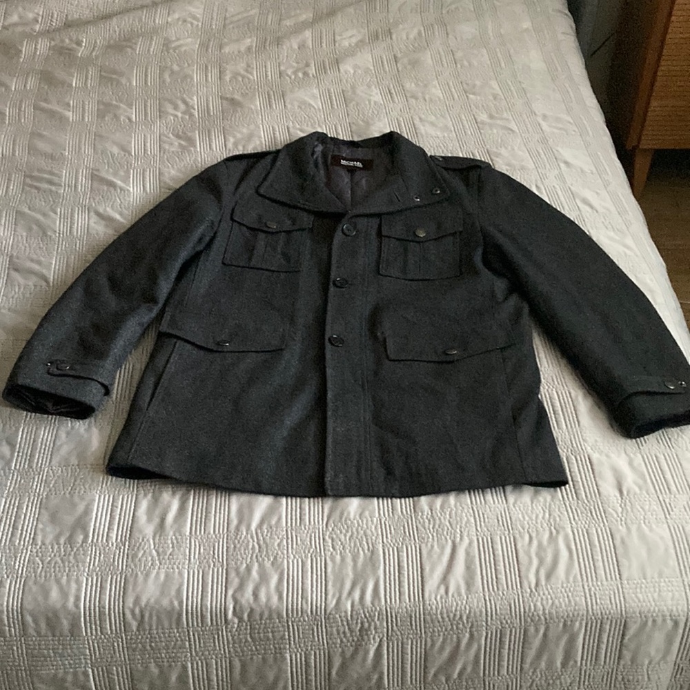 Men’s Micheal Michael Kors charcoal wool jacket size L in great condition